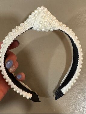 Pearl Beaded Padded Headband - White